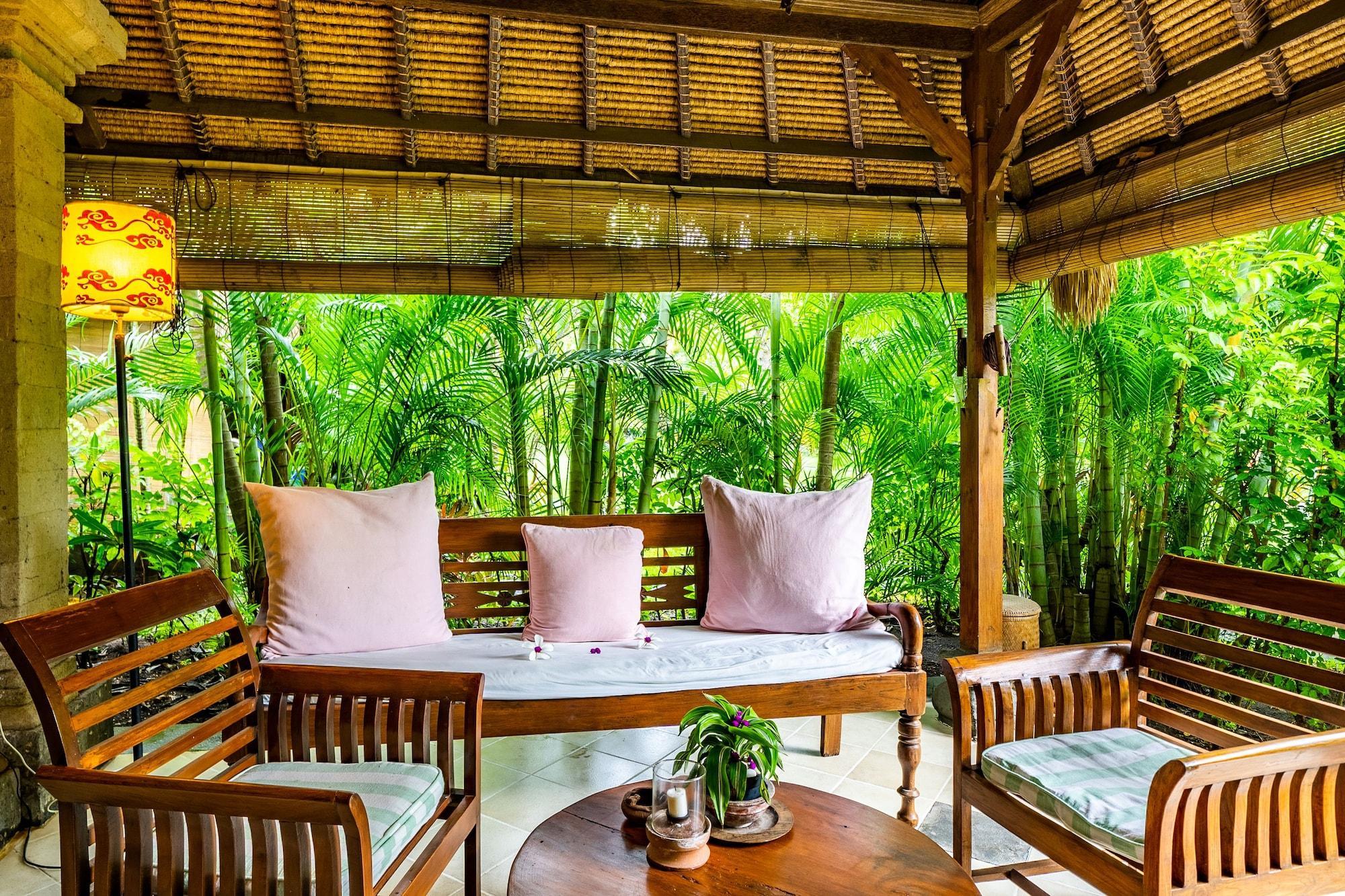Taman Selini Wahana Beach Resort 페무테란 외부 사진