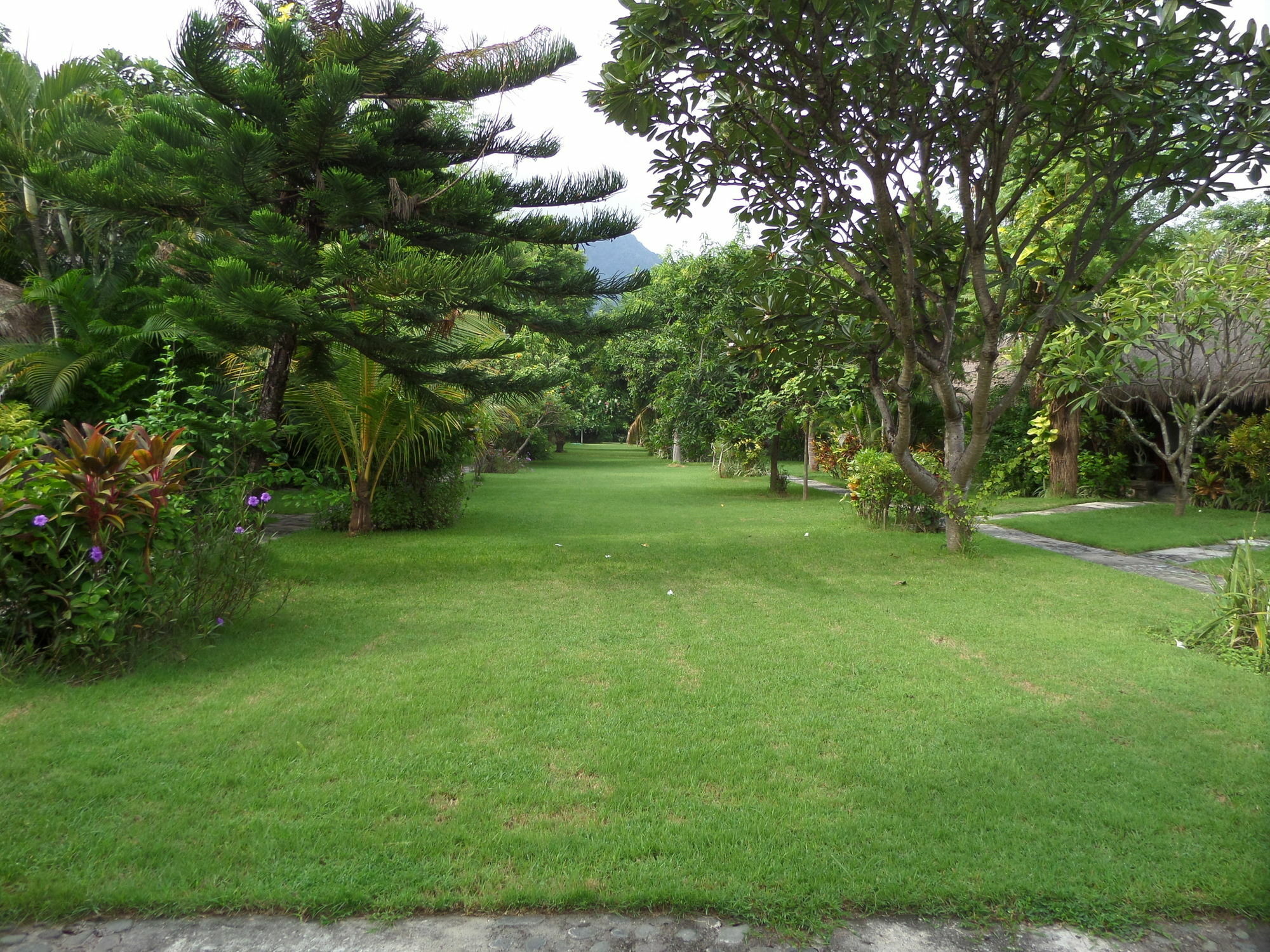 Taman Selini Wahana Beach Resort 페무테란 외부 사진