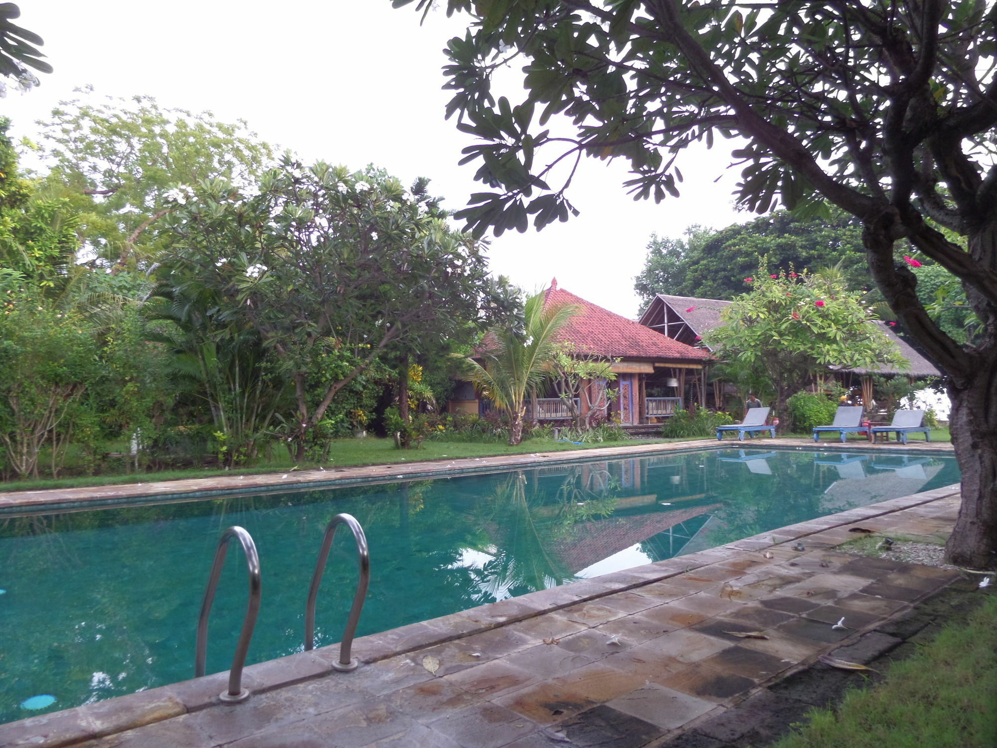 Taman Selini Wahana Beach Resort 페무테란 외부 사진
